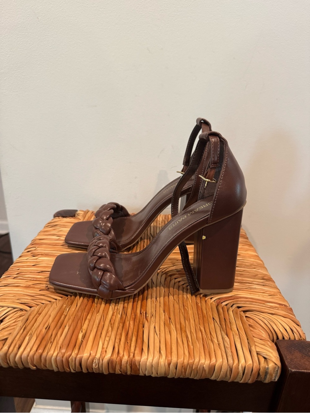 Dream Pairs Brown Braided Strap Block Heel Sandals - Women size 8.5